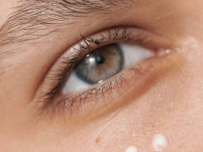 Как можно уплотнить тонкую кожу вокруг глаз